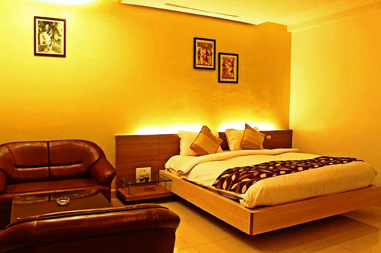 Cotton County Club And Resort Hubli Extérieur photo